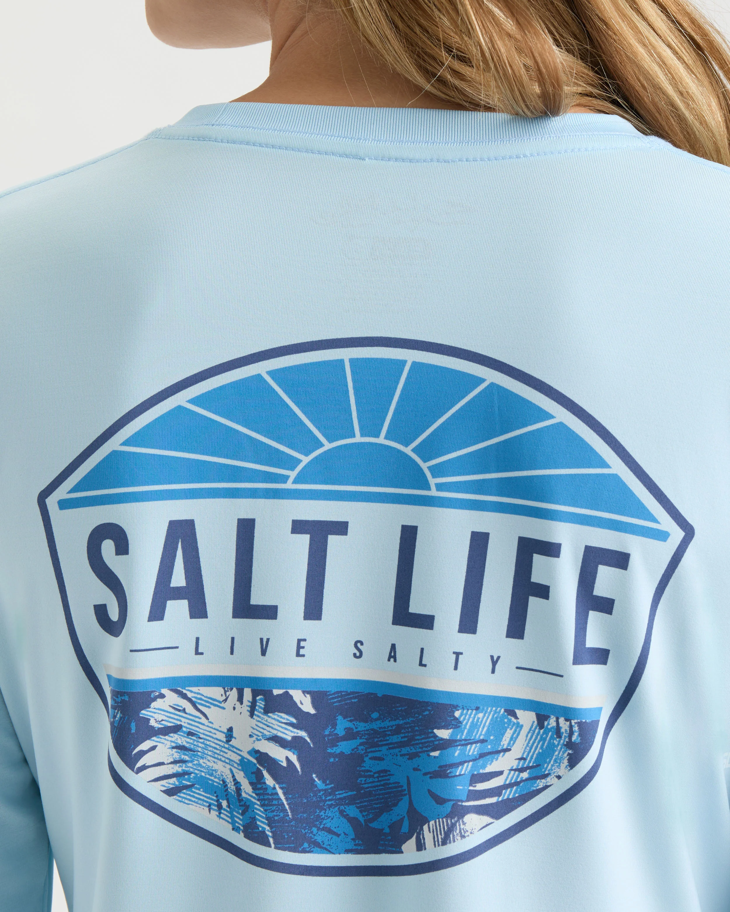 Women’s Holiday Sun Performance Long Sleeve Shirt - Image 7