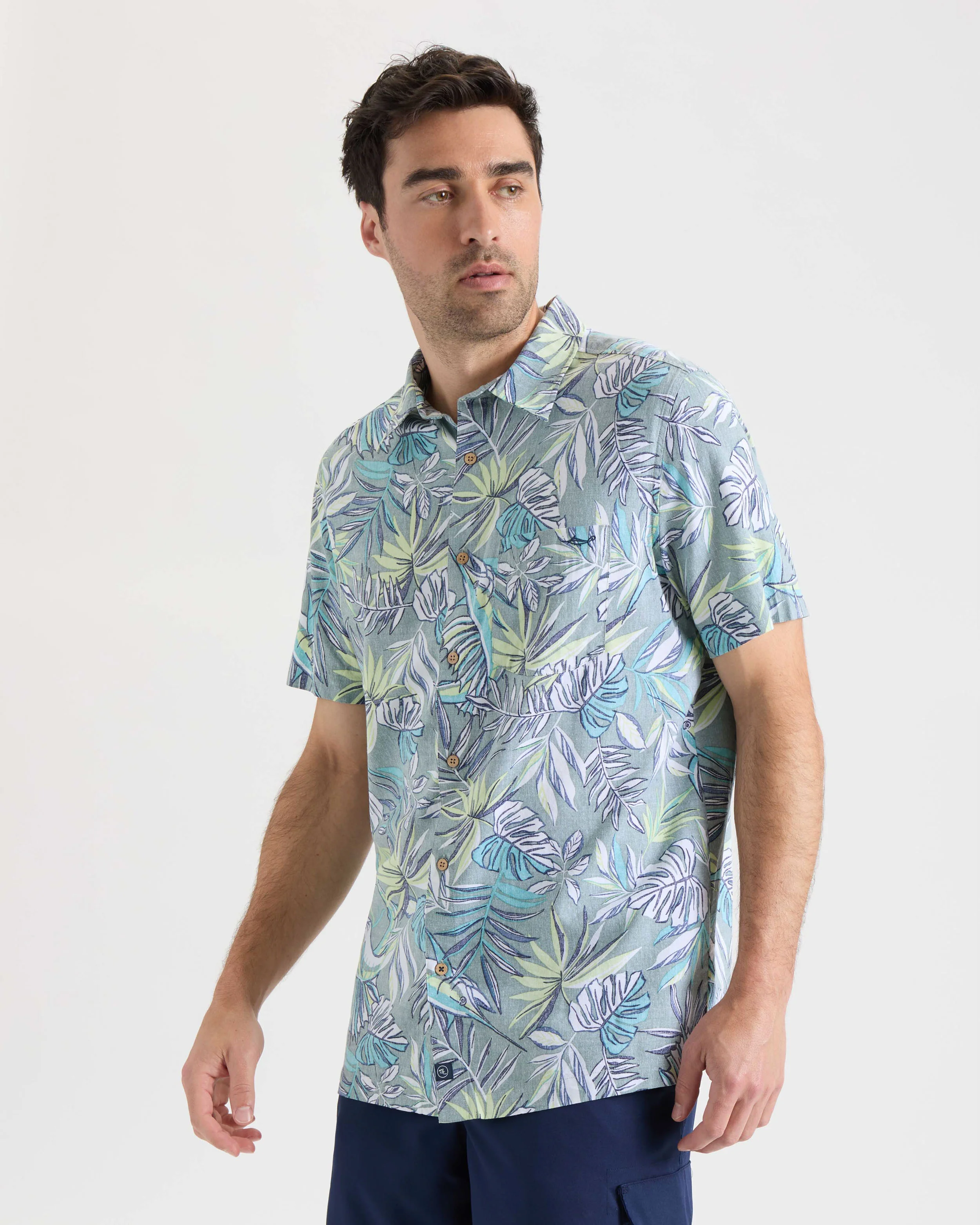 Men's Lush Canopy Woven Short Sleeve Shirt - Image 3