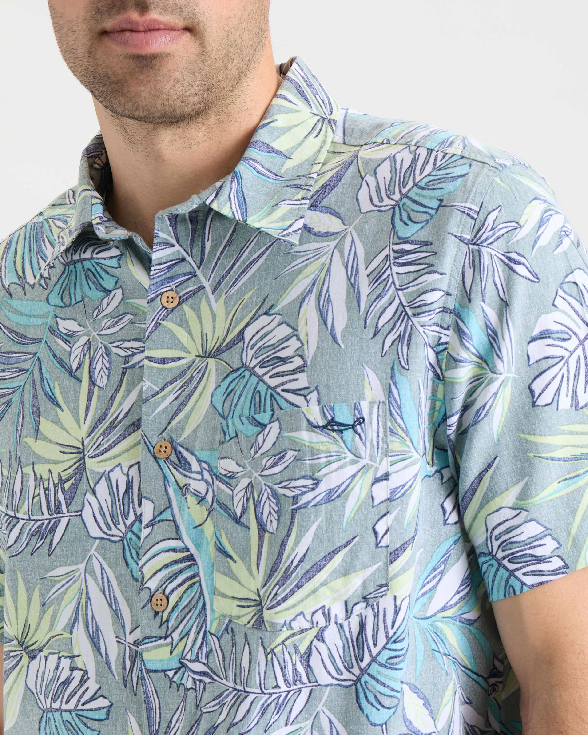 Men's Lush Canopy Woven Short Sleeve Shirt - Image 5