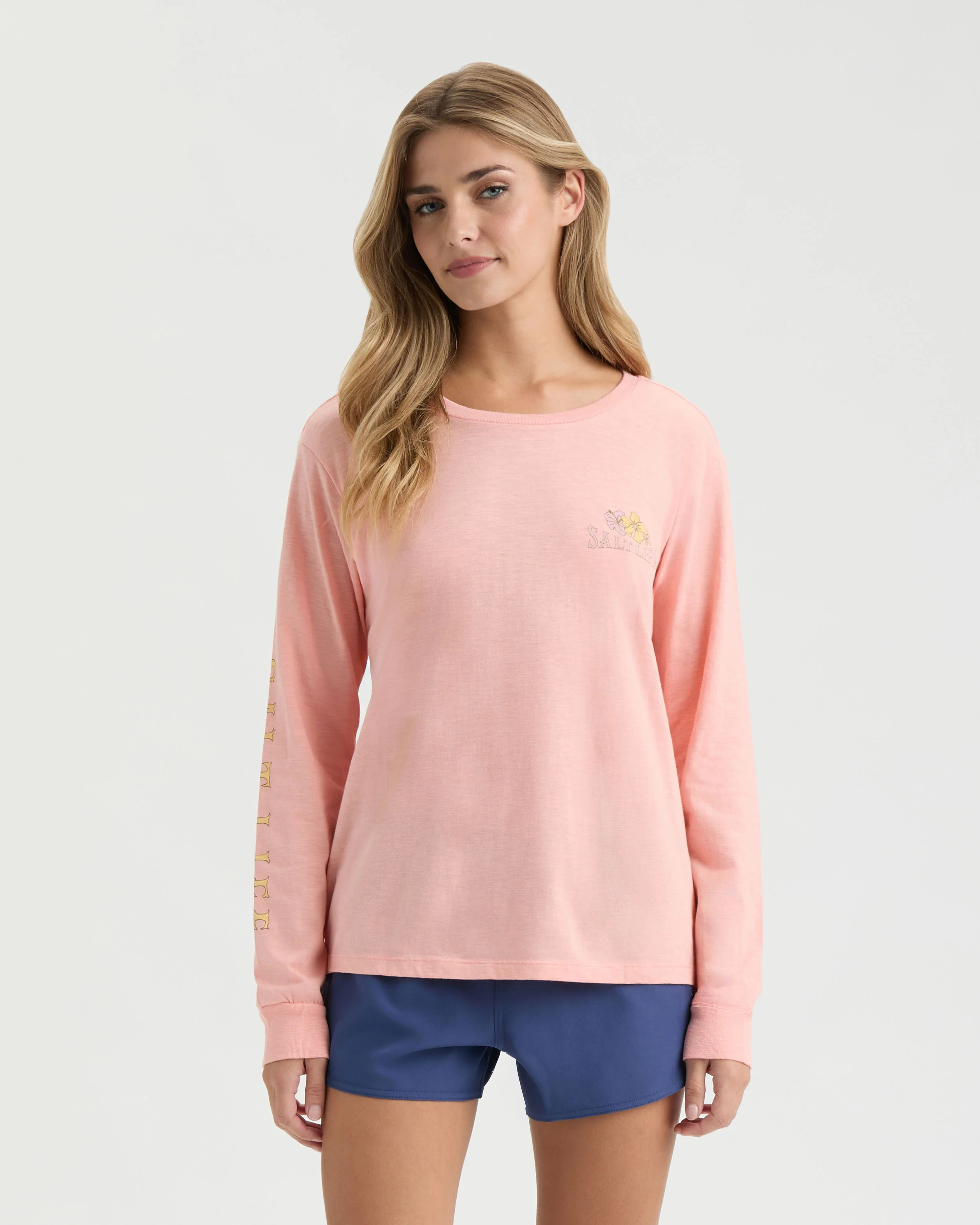Women’s Tropic Tides Oversized Boyfriend Tee - Image 4